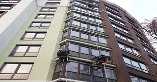 Установка крыши на балкон Белореченск цена от 1059 руб. м/2.